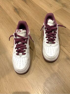 Nike Air Force 1 sneakers
